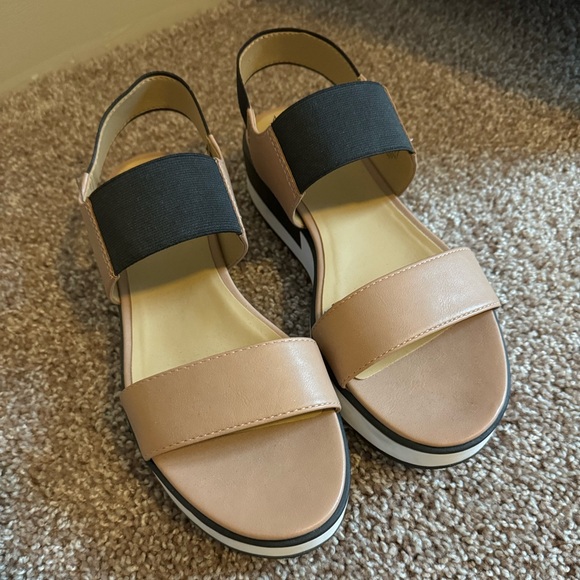 Naturalizer Carys Leather Sandals - Brown - Picture 2 of 4